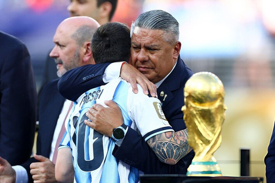 LĐBĐ Argentina bác tin Chủ tịch Claudio Tapia bị bắt giữ tại Mỹ sau World Cup 2026