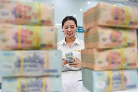 Lãi suất ngân hàng ngày 23/07/2026: Kỳ hạn dài chạm mốc 7,8%/năm, thị trường liên ngân hàng hạ nhiệt