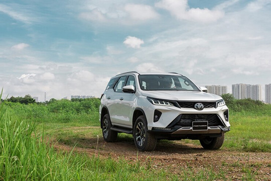 Toyota Fortuner 2026: Chi tiết giá bán, thông số kỹ thuật và khả năng vận hành