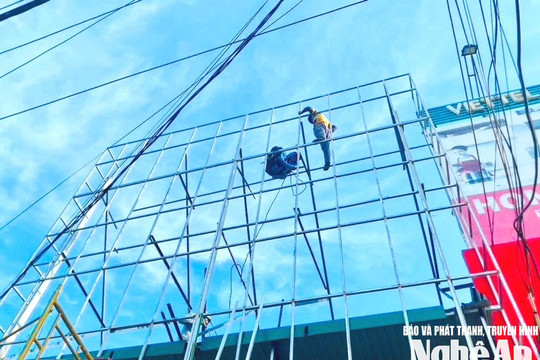 Nghệ An thành lập Đoàn kiểm tra thực hiện Quy hoạch hệ thống tuyên truyền, quảng cáo ngoài trời