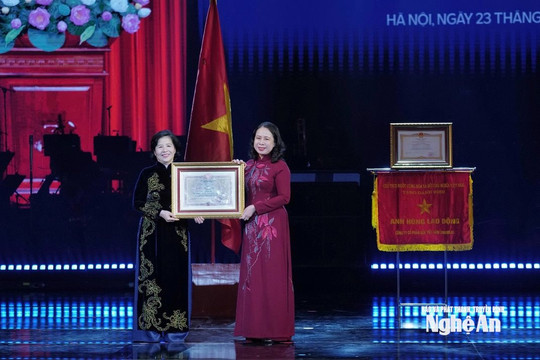 Vinamilk lần thứ hai được phong tặng danh hiệu Anh hùng Lao động