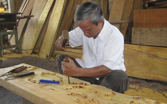 Đọc truyện đêm khuya: Thợ mộc làng Khuông