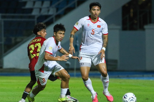 Tuyển Việt Nam thắng Timor Leste 7-0: Lỗ hổng phòng ngự và bài toán HLV Kim Sang-sik