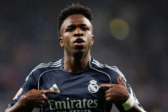 Kích hoạt 'bom tấn' Vinicius Junior: Quân bài tái định hình hàng công Arsenal