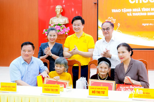 Khởi động chương trình trao tặng nhà ở cho các Mẹ Việt Nam anh hùng và thương binh nặng