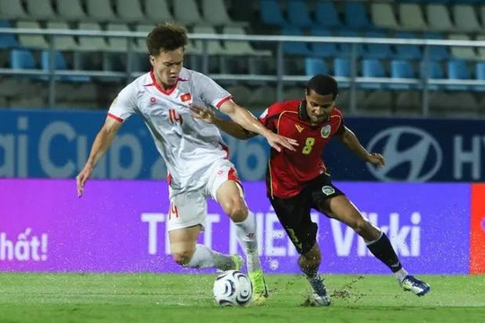 HLV Kim Sang-sik và toan tính giấu bài bóng chết sau trận thắng Timor-Leste 7-0