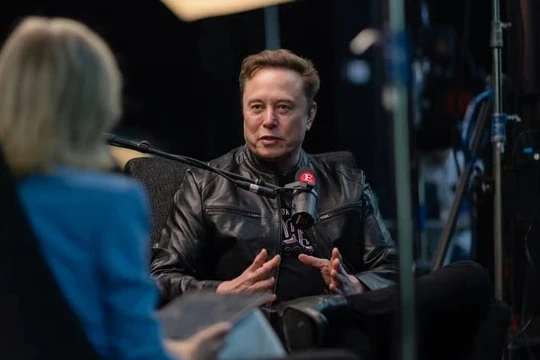 Elon Musk dự báo trí tuệ nhân tạo và robot đưa nhân loại vào kỷ nguyên dư thừa trong 10 năm