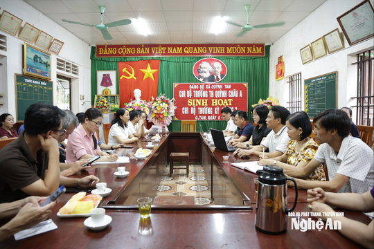 Khảo sát 2 điểm cầu chung kết English Challenge mùa 9