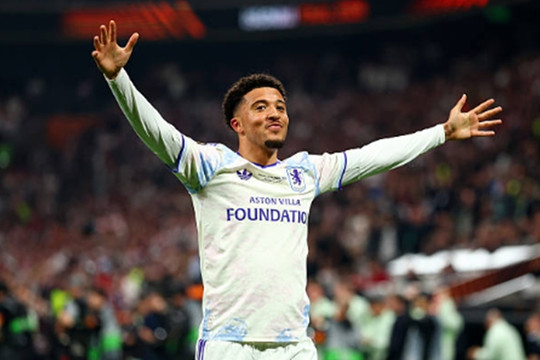 Jadon Sancho đòi mức lương cao, cơ hội tiếp tục thi đấu ở châu Âu ngày càng hẹp