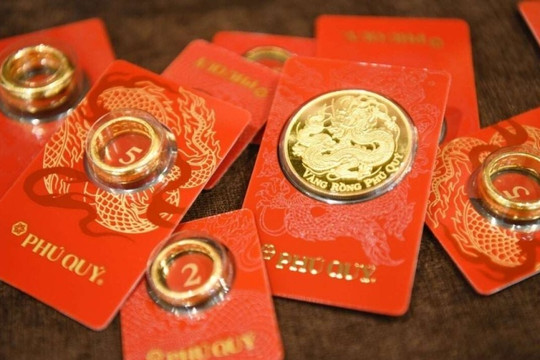 Giá vàng 30/07/2026: SJC 137,7 - 141,7 triệu đồng/lượng, tăng 200.000 đồng
