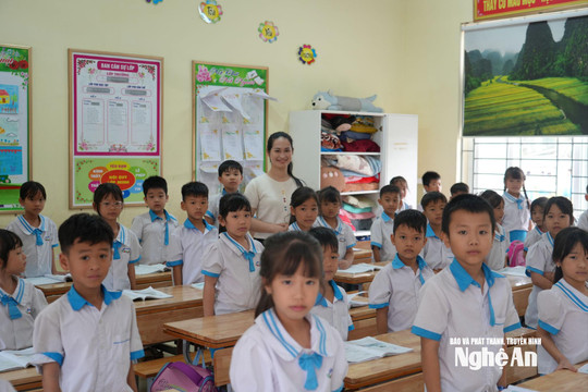 Hơn 200.000 học sinh Nghệ An sẽ được ưu tiên sử dụng sách giáo khoa miễn phí trong năm học mới