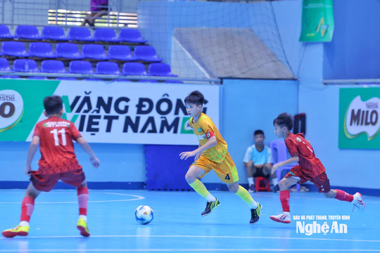 U11 Sông Lam Nghệ An vượt qua U11 Hưng Yên, giành vé vào bán kết
