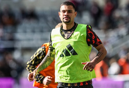 Arsenal chốt thỏa thuận Bruno Guimaraes 90 triệu euro, Newcastle nhắm Martinelli