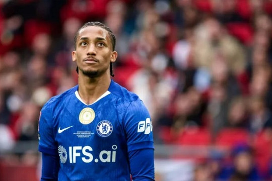 Chelsea thẳng thừng từ chối đề nghị 86 triệu bảng của Arsenal cho Joao Pedro