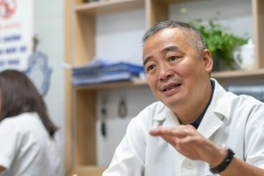 PGS Nguyễn Lân Hiếu đưa ra lời khuyên về căn bệnh ở gan cả triệu người Việt mắc