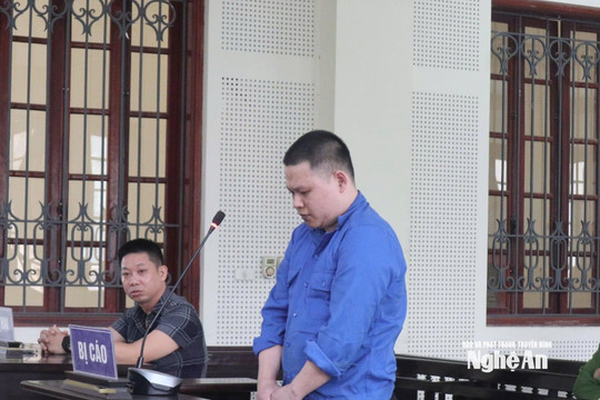 Vay tiền bạn rồi trả nợ bằng… nhát dao