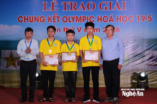 162 học sinh được vinh danh tại chung kết Olympic Hoá học 19-5 toàn quốc lần thứ V