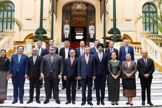 Tổng Bí thư, Chủ tịch nước Tô Lâm tiếp Đại sứ, Đại biện các nước ASEAN tại Hà Nội đến chào xã giao