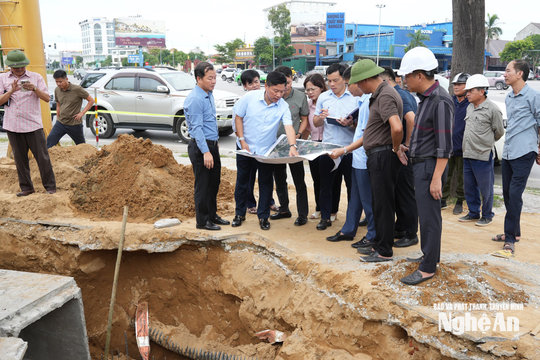 Đẩy nhanh tiến độ các dự án chỉnh trang và chống ngập úng đô thị Vinh