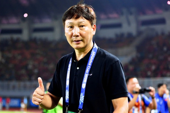HLV Kim Sang-sik cao tay: Tuyển Việt Nam đè bẹp Indonesia 3-0 bằng đòn chiến thuật