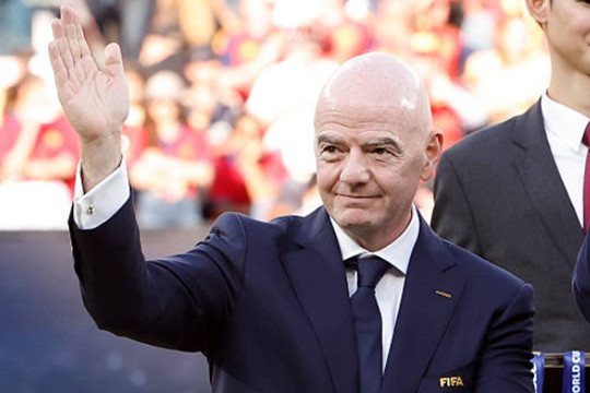 Chủ tịch LĐBĐ Jordan tố FIFA tống tiền: Ghế nóng của Gianni Infantino lung lay dữ dội
