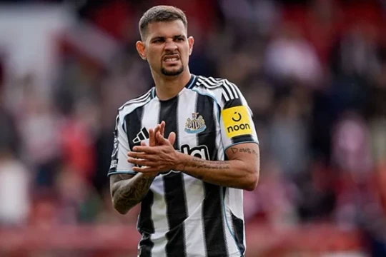 Arsenal tiến sát Bruno Guimaraes: Kế hoạch tiếp theo cho vị trí chạy cánh và trung vệ