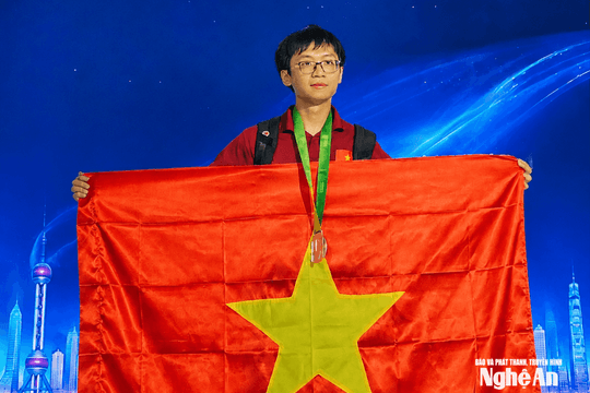 Dấu ấn của nam sinh lớp 11 giàu thành tích nhất ngành Giáo dục Nghệ An năm 2026