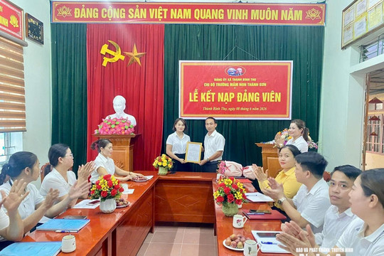 Đổi mới sinh hoạt chi bộ ở Thành Bình Thọ