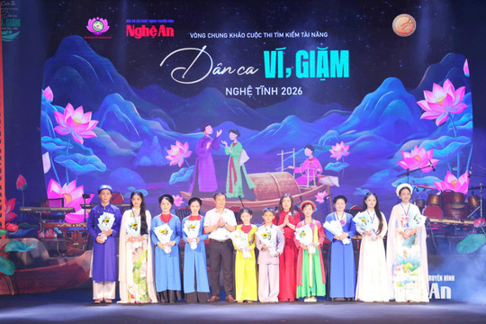 Đêm chung khảo thứ 2 tìm kiếm tài năng Dân ca ví, giặm Nghệ Tĩnh: Sức trẻ tiếp nối mạch nguồn di sản