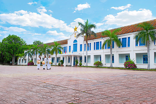 Điểm chuẩn Đại học Nha Trang 2026, marketing cao nhất 27,66 điểm