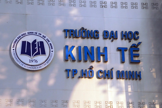 Điểm chuẩn Đại học Kinh tế TP.HCM 2026: Cao nhất 97 điểm