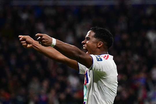 Arsenal mở cuộc đàm phán chiêu mộ chân sút Endrick với giá 43 triệu bảng từ Real Madrid