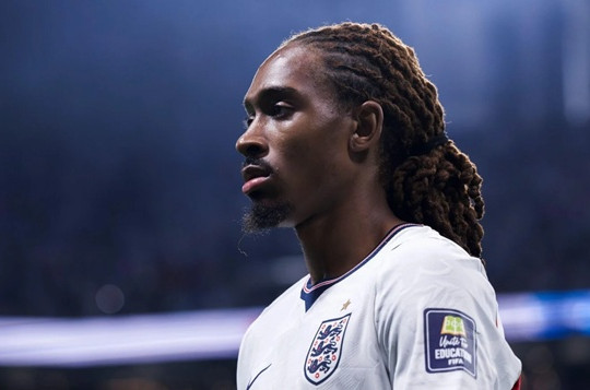 Djed Spence rực sáng tại World Cup 2026, mở ra cơ hội gia nhập Liverpool hoặc Chelsea