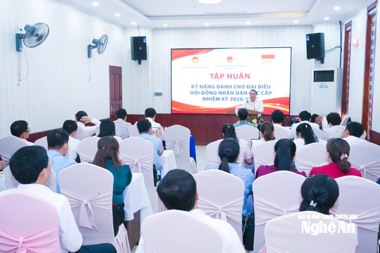 Thường trực HĐND tỉnh Nghệ An tập huấn nâng cao năng lực, kỹ năng hoạt động cho đại biểu HĐND cấp xã