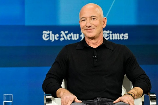 Tập đoàn Jeff Bezos rót 1,5 tỷ bảng vào Liverpool: Cú hích tài chính cho bom tấn chuyển nhượng