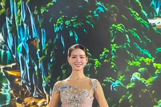 Bảo Ngọc tỏa sáng cùng 111 thí sinh trong đêm khai mạc Miss World 2026 diễn ra tại Việt Nam