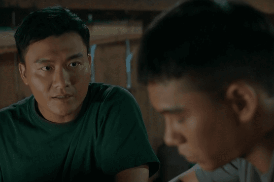 Phim Trời cao nguyên xanh tập 24: Lok dùng bạo lực đe dọa dân làng và gài bẫy bắt giữ Tuấn