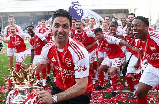 Siêu máy tính Opta dự đoán Arsenal có 38% cơ hội bảo vệ thành công ngôi vô địch Ngoại hạng Anh