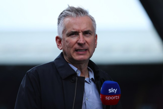 Alan Smith dự đoán Arsenal và Man City là hai đối thủ duy nhất đua vô địch Ngoại Hạng Anh