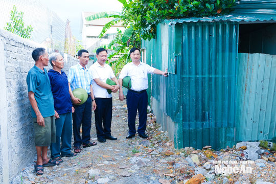 Nghệ An phát huy vai trò cán bộ, đảng viên đi trước trong những việc khó ở cơ sở