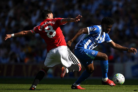 Brighton sẵn sàng phát lệnh bán tiền vệ Carlos Baleba trước sự thèm khát của Newcastle và MU