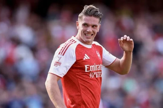 Barcelona quyết chiêu mộ tiền đạo Viktor Gyokeres của Arsenal sau khi bán Ferran Torres