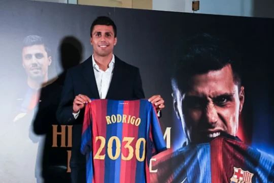 Thương vụ bom tấn Rodri gia nhập Barcelona: Tái định hình cục diện cuộc đua vô địch La Liga