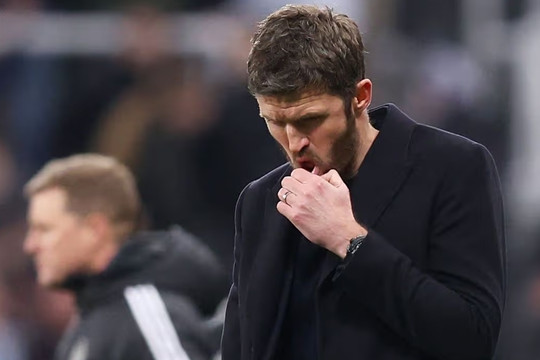 Thử thách 10 ngày giông bão sẽ kiểm chứng bản lĩnh HLV Michael Carrick tại Man Utd