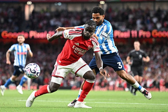 Arsenal phô diễn sức mạnh ngày ra quân Ngoại hạng Anh bằng chiến thắng áp đảo Coventry City