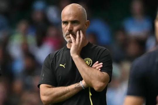 HLV Enzo Maresca đối mặt bài toán tái thiết tuyến giữa Man City sau khi Rodri sang Barca