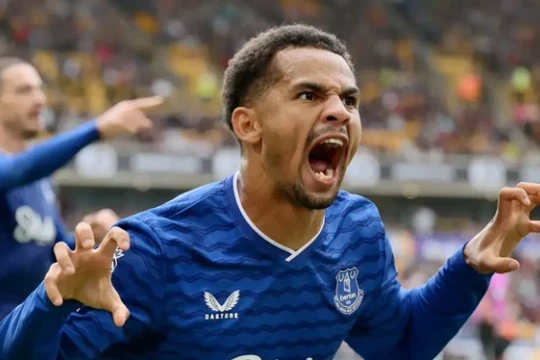 Man City quyết đấu Arsenal để chiêu mộ Iliman Ndiaye của Everton giá 80 triệu bảng