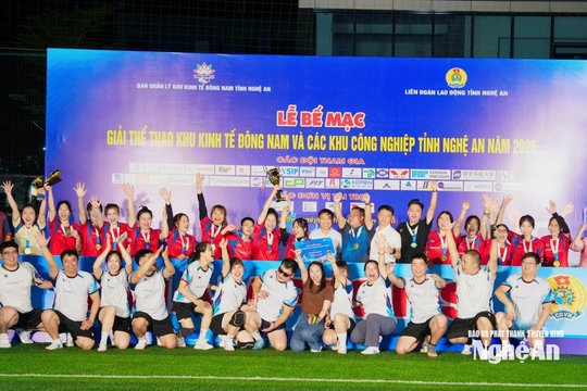 Bế mạc Giải Thể thao truyền thống Khu kinh tế Đông Nam và các khu công nghiệp tỉnh Nghệ An