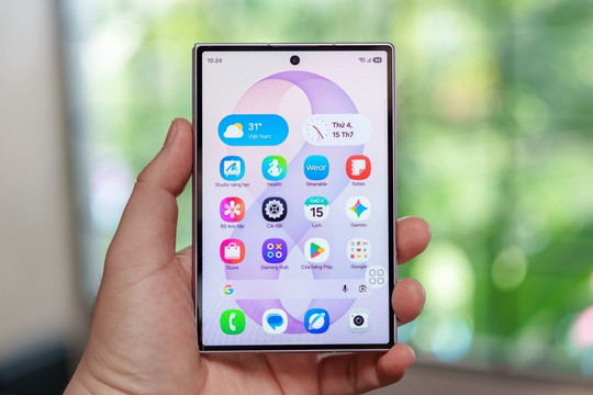 Samsung Z Fold 8 giảm giá tới 8,6 triệu đồng sau chưa đầy 20 ngày mở bán tại thị trường Việt