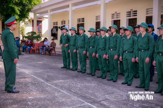 [Infographic] 5 trường hợp bị coi là trốn tránh nghĩa vụ quân sự
